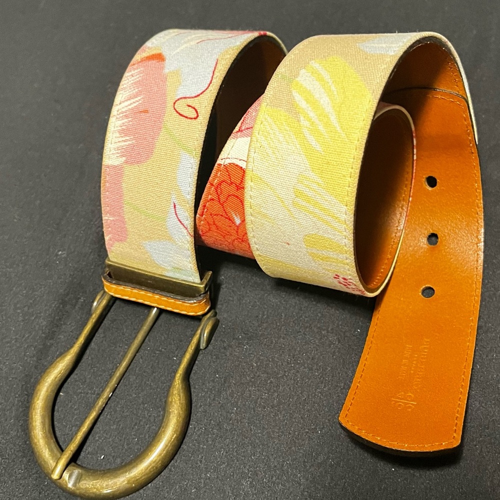 Authentic Burberry London Floral print Belt